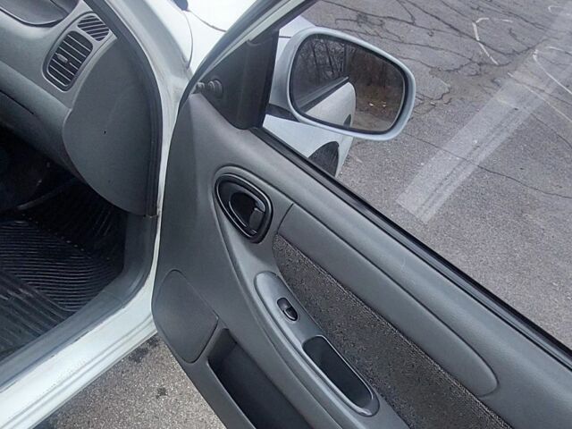 Белый Дэу Сенс, объемом двигателя 1.5 л и пробегом 289 тыс. км за 1550 $, фото 7 на Automoto.ua