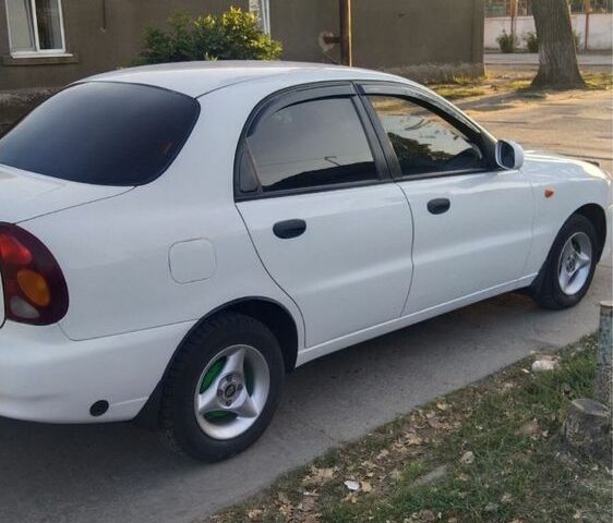 Білий Деу Сенс, об'ємом двигуна 1.5 л та пробігом 2 тис. км за 2800 $, фото 2 на Automoto.ua