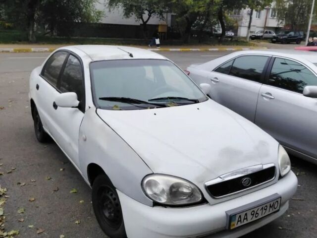 Белый Дэу Сенс, объемом двигателя 1.3 л и пробегом 200 тыс. км за 1074 $, фото 2 на Automoto.ua