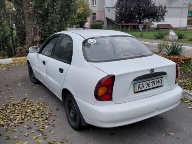 Белый Дэу Сенс, объемом двигателя 1.3 л и пробегом 200 тыс. км за 1074 $, фото 4 на Automoto.ua