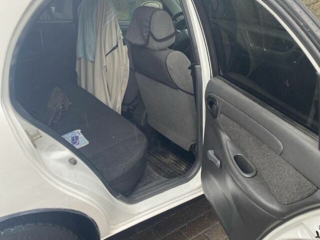 Білий Деу Сенс, об'ємом двигуна 1.5 л та пробігом 240 тис. км за 2800 $, фото 4 на Automoto.ua