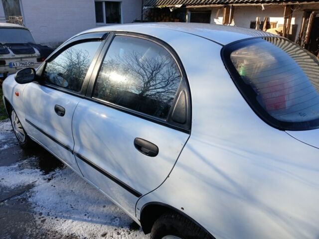 Білий Деу Сенс, об'ємом двигуна 1.3 л та пробігом 300 тис. км за 2600 $, фото 2 на Automoto.ua