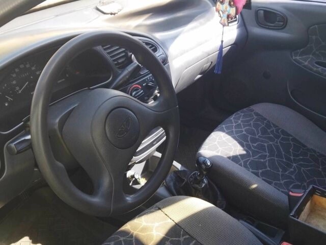 Білий Деу Сенс, об'ємом двигуна 1.3 л та пробігом 180 тис. км за 1438 $, фото 2 на Automoto.ua