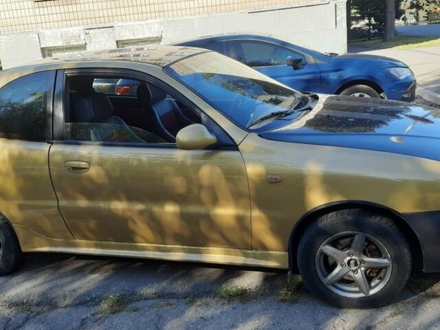 Бежевий Деу Сенс, об'ємом двигуна 1.6 л та пробігом 243 тис. км за 1700 $, фото 1 на Automoto.ua