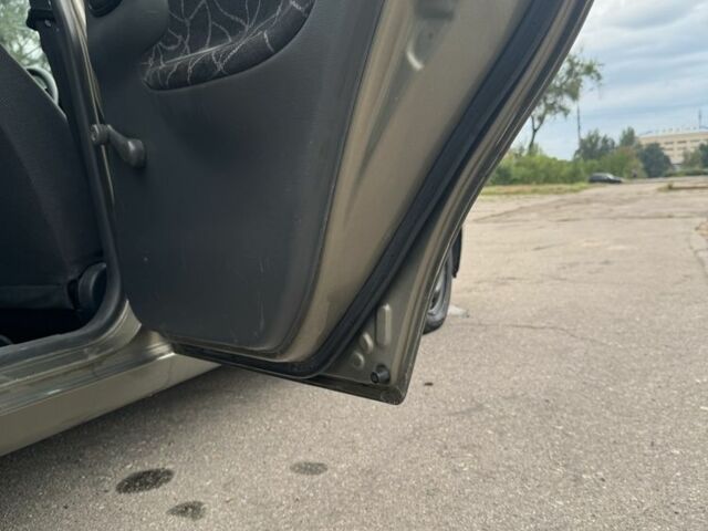 Бежевий Деу Сенс, об'ємом двигуна 1.5 л та пробігом 214 тис. км за 2450 $, фото 7 на Automoto.ua