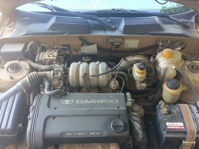 Бежевый Дэу Сенс, объемом двигателя 1.6 л и пробегом 270 тыс. км за 2300 $, фото 7 на Automoto.ua