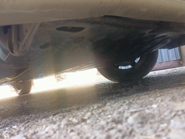 Бежевый Дэу Сенс, объемом двигателя 1.6 л и пробегом 270 тыс. км за 2300 $, фото 1 на Automoto.ua