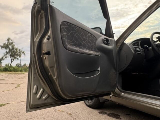 Бежевий Деу Сенс, об'ємом двигуна 1.5 л та пробігом 214 тис. км за 2450 $, фото 15 на Automoto.ua