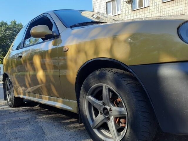 Бежевий Деу Сенс, об'ємом двигуна 1.6 л та пробігом 243 тис. км за 1700 $, фото 4 на Automoto.ua