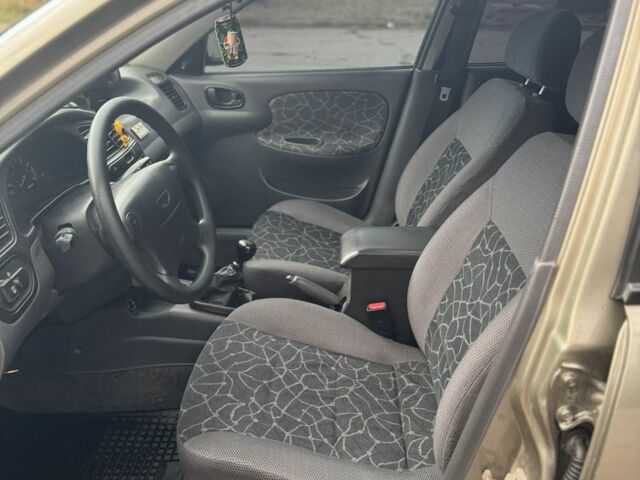 Бежевий Деу Сенс, об'ємом двигуна 1.5 л та пробігом 214 тис. км за 2450 $, фото 5 на Automoto.ua