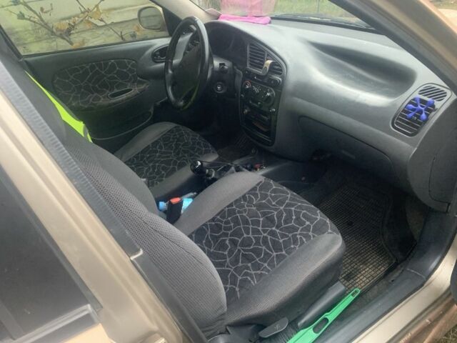 Бежевий Деу Сенс, об'ємом двигуна 1.5 л та пробігом 325 тис. км за 1200 $, фото 3 на Automoto.ua