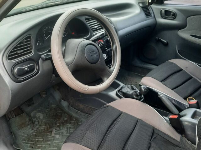 Бежевый Дэу Сенс, объемом двигателя 1.3 л и пробегом 71 тыс. км за 2700 $, фото 2 на Automoto.ua