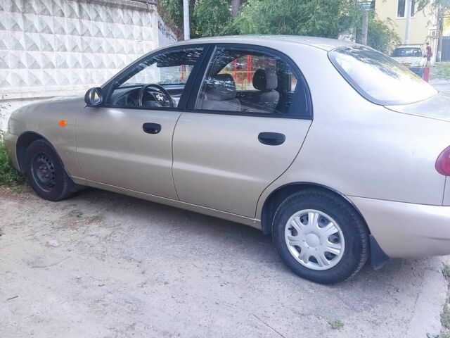 Бежевий Деу Сенс, об'ємом двигуна 1.5 л та пробігом 250 тис. км за 2800 $, фото 1 на Automoto.ua