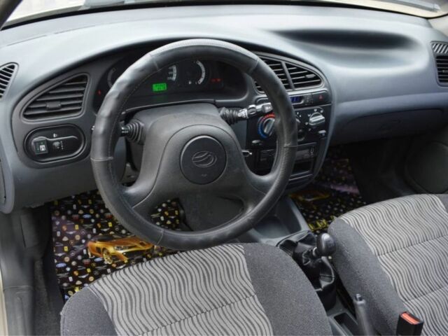 Бежевый Дэу Сенс, объемом двигателя 1.3 л и пробегом 109 тыс. км за 3450 $, фото 10 на Automoto.ua