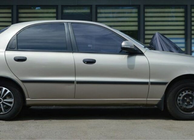 Бежевый Дэу Сенс, объемом двигателя 1.3 л и пробегом 109 тыс. км за 3450 $, фото 3 на Automoto.ua