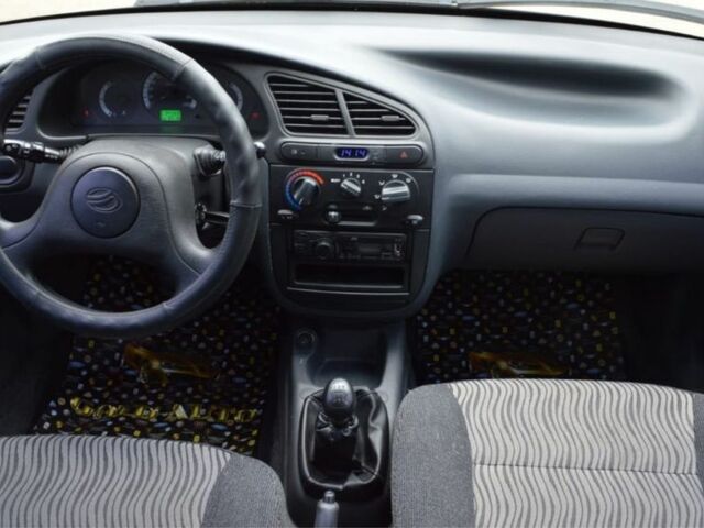 Бежевый Дэу Сенс, объемом двигателя 1.3 л и пробегом 109 тыс. км за 3450 $, фото 6 на Automoto.ua