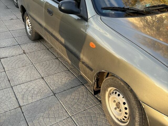 Бежевый Дэу Сенс, объемом двигателя 1.3 л и пробегом 222 тыс. км за 2700 $, фото 1 на Automoto.ua