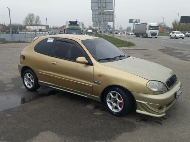 Бежевый Дэу Сенс, объемом двигателя 1.6 л и пробегом 170 тыс. км за 2350 $, фото 3 на Automoto.ua