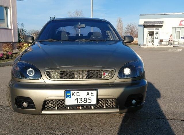 Бежевый Дэу Сенс, объемом двигателя 1.5 л и пробегом 298 тыс. км за 3300 $, фото 1 на Automoto.ua