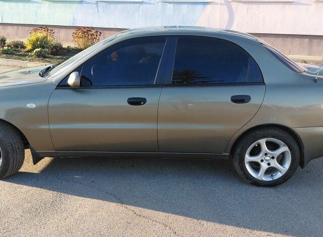 Бежевый Дэу Сенс, объемом двигателя 1.5 л и пробегом 298 тыс. км за 3300 $, фото 7 на Automoto.ua