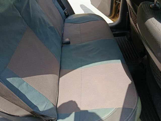 Бежевый Дэу Сенс, объемом двигателя 1.6 л и пробегом 220 тыс. км за 3500 $, фото 5 на Automoto.ua