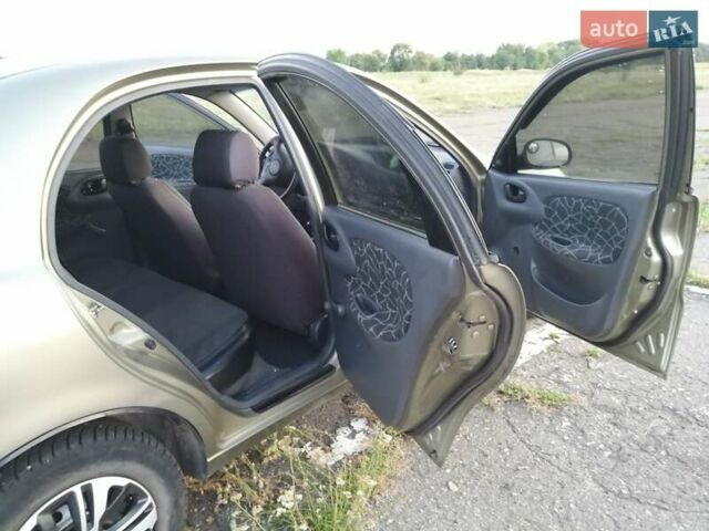 Бежевый Дэу Сенс, объемом двигателя 1.3 л и пробегом 230 тыс. км за 2300 $, фото 10 на Automoto.ua