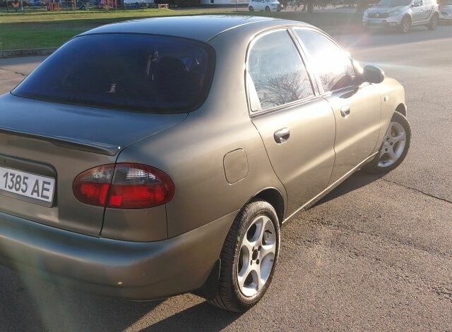 Бежевый Дэу Сенс, объемом двигателя 1.5 л и пробегом 298 тыс. км за 3300 $, фото 5 на Automoto.ua