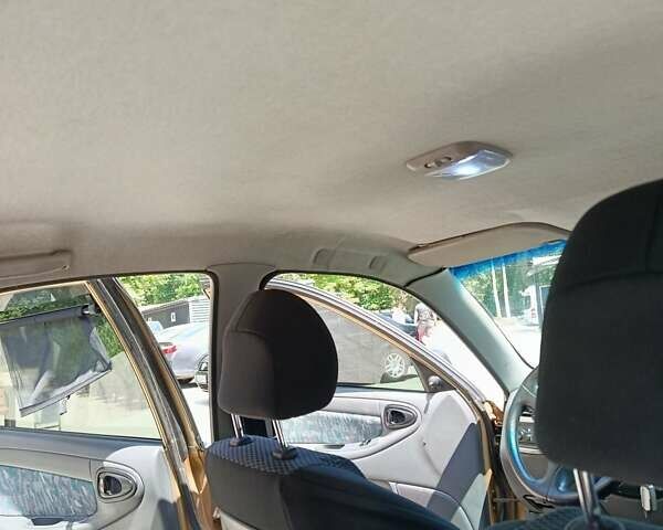 Бежевий Деу Сенс, об'ємом двигуна 1.6 л та пробігом 220 тис. км за 3500 $, фото 3 на Automoto.ua