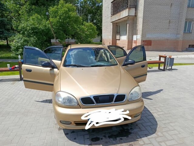 Бежевый Дэу Сенс, объемом двигателя 1.6 л и пробегом 220 тыс. км за 3500 $, фото 7 на Automoto.ua