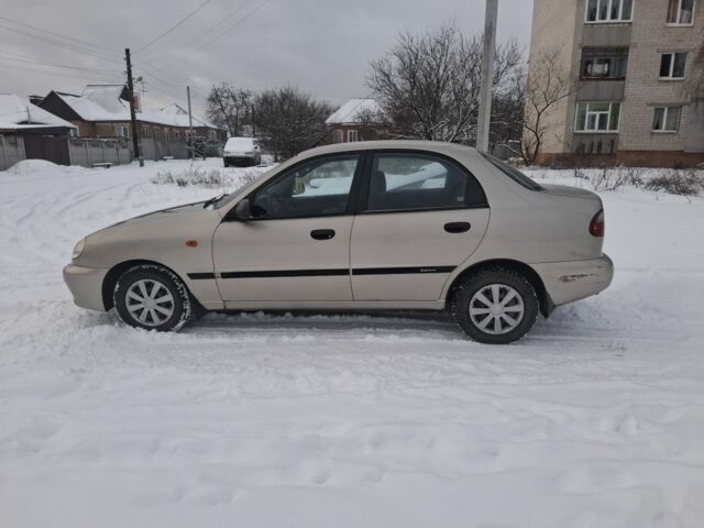 Бежевый Дэу Сенс, объемом двигателя 1 л и пробегом 180 тыс. км за 2500 $, фото 10 на Automoto.ua