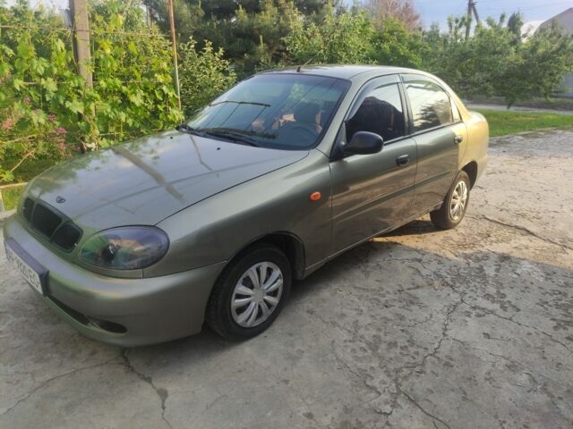 Бежевый Дэу Сенс, объемом двигателя 1.5 л и пробегом 328 тыс. км за 2500 $, фото 1 на Automoto.ua