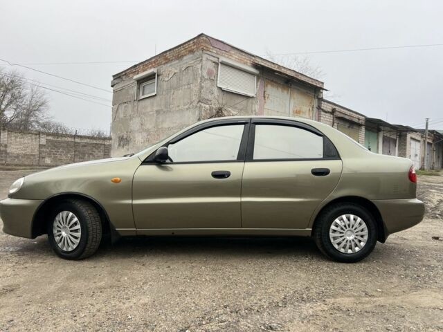 Бежевий Деу Сенс, об'ємом двигуна 1.5 л та пробігом 230 тис. км за 2800 $, фото 1 на Automoto.ua