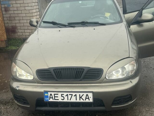 Бежевый Дэу Сенс, объемом двигателя 1.5 л и пробегом 180 тыс. км за 2500 $, фото 1 на Automoto.ua