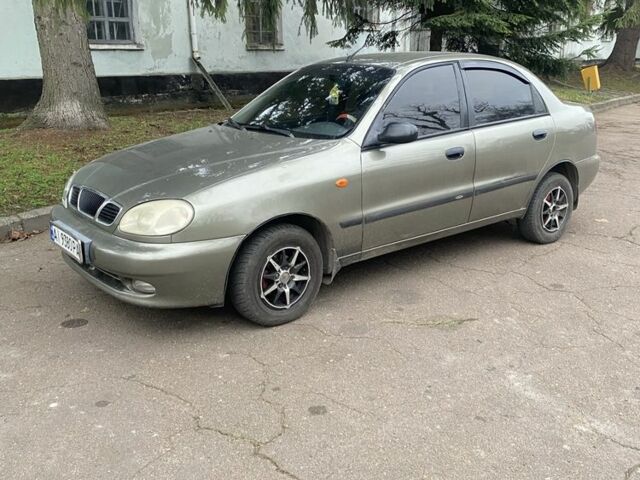 Бежевый Дэу Сенс, объемом двигателя 1.5 л и пробегом 281 тыс. км за 1750 $, фото 1 на Automoto.ua