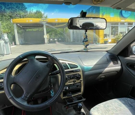 Бежевий Деу Сенс, об'ємом двигуна 1.6 л та пробігом 249 тис. км за 78000 $, фото 7 на Automoto.ua