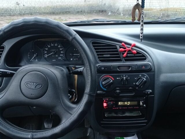 Бежевий Деу Сенс, об'ємом двигуна 1.3 л та пробігом 138 тис. км за 2200 $, фото 5 на Automoto.ua