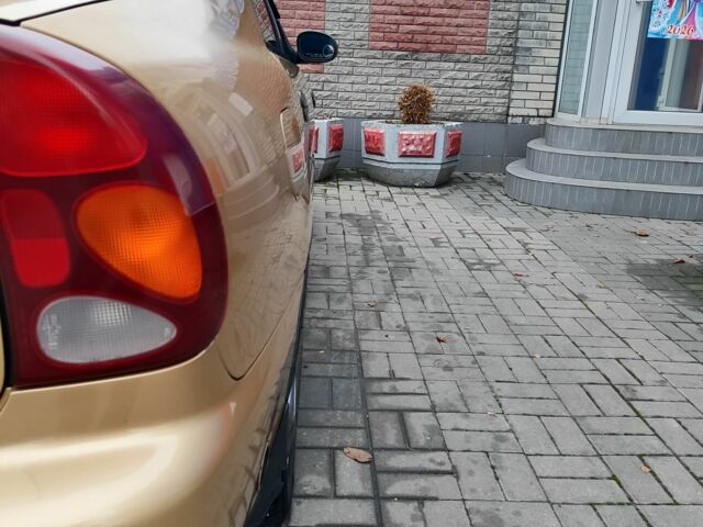 Бежевый Дэу Сенс, объемом двигателя 1.6 л и пробегом 367 тыс. км за 2200 $, фото 3 на Automoto.ua