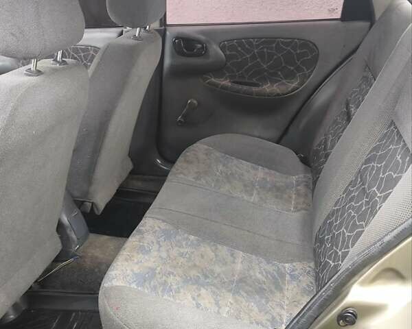 Бежевый Дэу Сенс, объемом двигателя 1.3 л и пробегом 200 тыс. км за 850 $, фото 15 на Automoto.ua