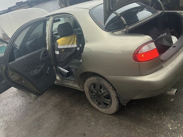 Бежевый Дэу Сенс, объемом двигателя 1.5 л и пробегом 180 тыс. км за 2500 $, фото 11 на Automoto.ua