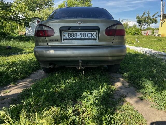 Бежевый Дэу Сенс, объемом двигателя 1.3 л и пробегом 300 тыс. км за 1800 $, фото 3 на Automoto.ua