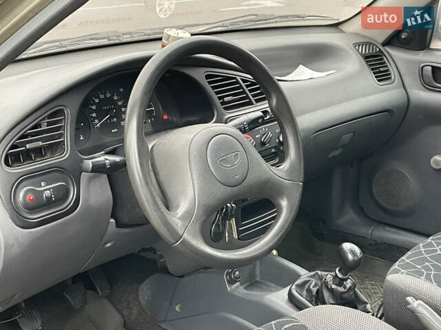 Бежевий Деу Сенс, об'ємом двигуна 0 л та пробігом 180 тис. км за 1150 $, фото 5 на Automoto.ua