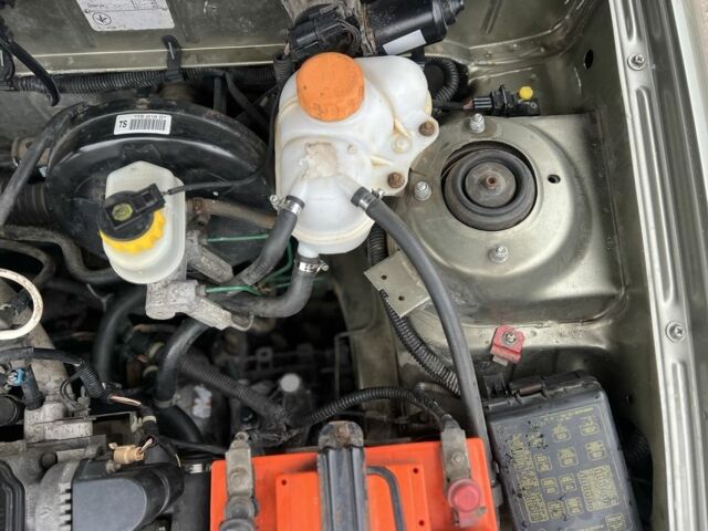 Бежевий Деу Сенс, об'ємом двигуна 1.5 л та пробігом 230 тис. км за 2800 $, фото 20 на Automoto.ua