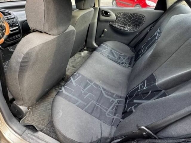 Бежевый Дэу Сенс, объемом двигателя 1.5 л и пробегом 245 тыс. км за 1199 $, фото 4 на Automoto.ua