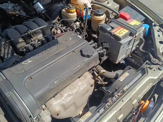 Бежевый Дэу Сенс, объемом двигателя 1.6 л и пробегом 275 тыс. км за 2900 $, фото 4 на Automoto.ua