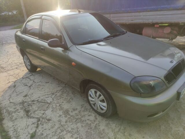 Бежевый Дэу Сенс, объемом двигателя 1.5 л и пробегом 328 тыс. км за 2500 $, фото 2 на Automoto.ua