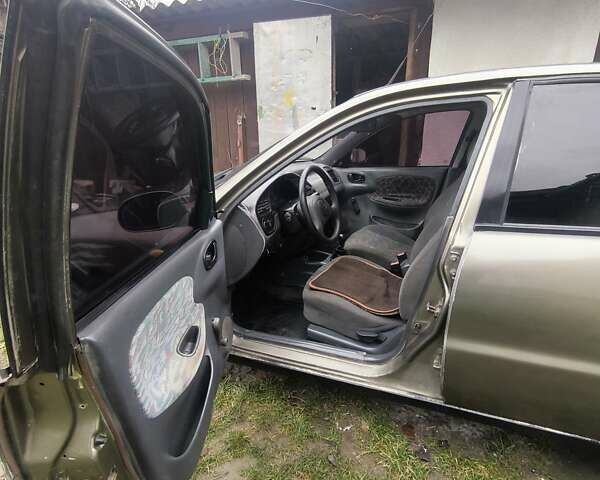 Бежевый Дэу Сенс, объемом двигателя 1.3 л и пробегом 200 тыс. км за 850 $, фото 16 на Automoto.ua