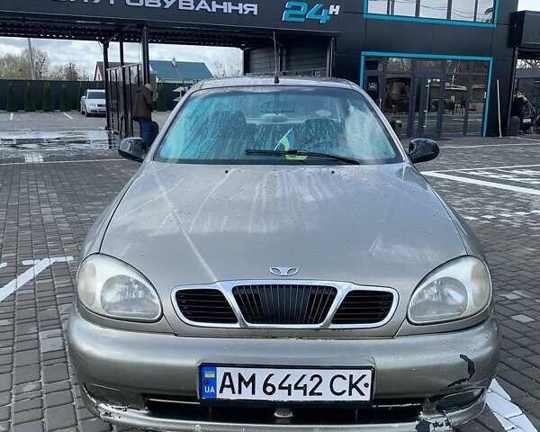 Бежевый Дэу Сенс, объемом двигателя 1.3 л и пробегом 277 тыс. км за 1900 $, фото 1 на Automoto.ua