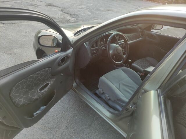 Бежевый Дэу Сенс, объемом двигателя 1.5 л и пробегом 328 тыс. км за 2500 $, фото 10 на Automoto.ua