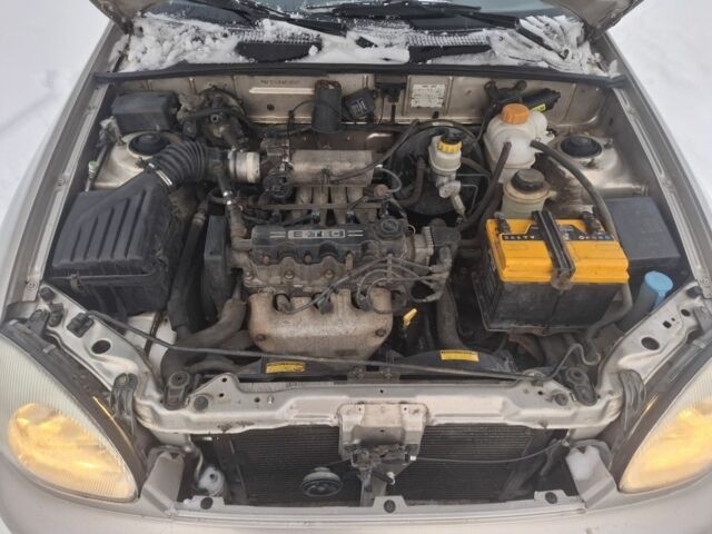 Бежевый Дэу Сенс, объемом двигателя 1 л и пробегом 180 тыс. км за 2500 $, фото 7 на Automoto.ua