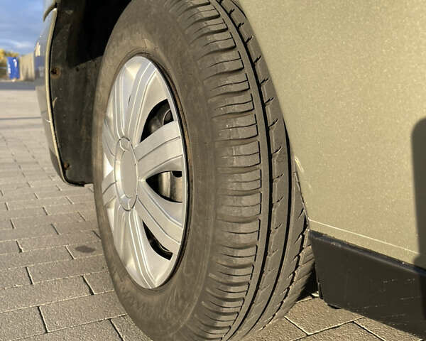 Деу Сенс 2003 у Вінниці на Automoto.ua Бежевий Деу Сенс, об'ємом двигуна 1.3 л та пробігом 250 тис. км за 1499 $, фото 9 на Automoto.ua